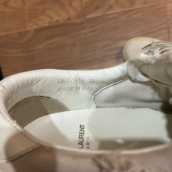 Authentic Saint Laurent Court Classic - Picture 3 of 5